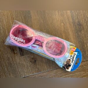 NEW IN PACKAGE Doggles ILS dog goggles size large